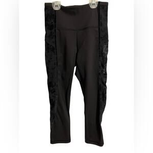 Lululemon Wunder Under Crop High-Rise‎ Black Velvet Floral Flocked 21 Sz 4